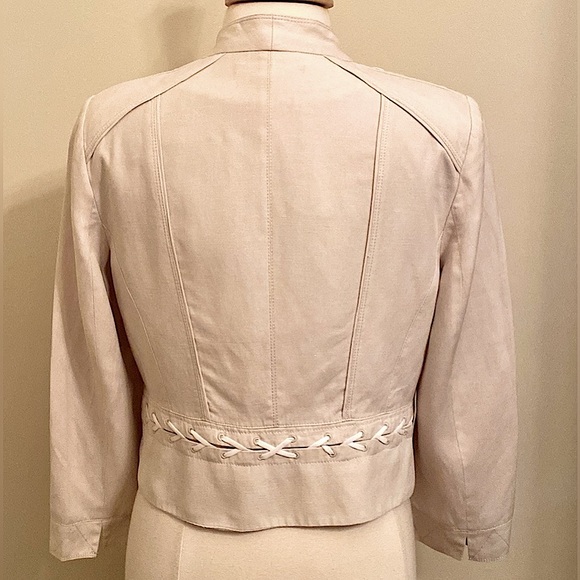 White House Black Market Cream Long Sleeve Criss Cross Open Moto Jacket Size 12 - Picture 10 of 14